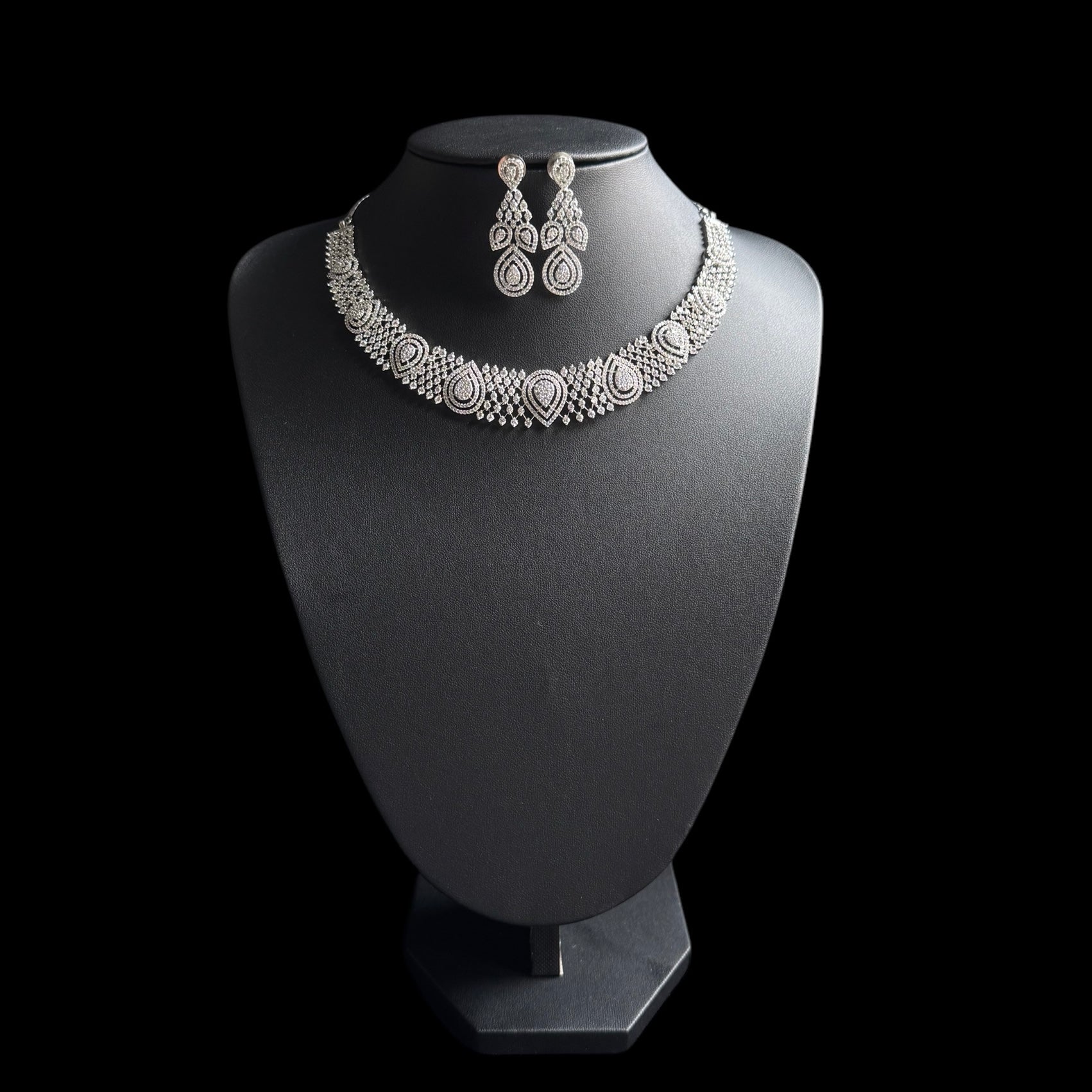 White Gold Plated Necklace Set