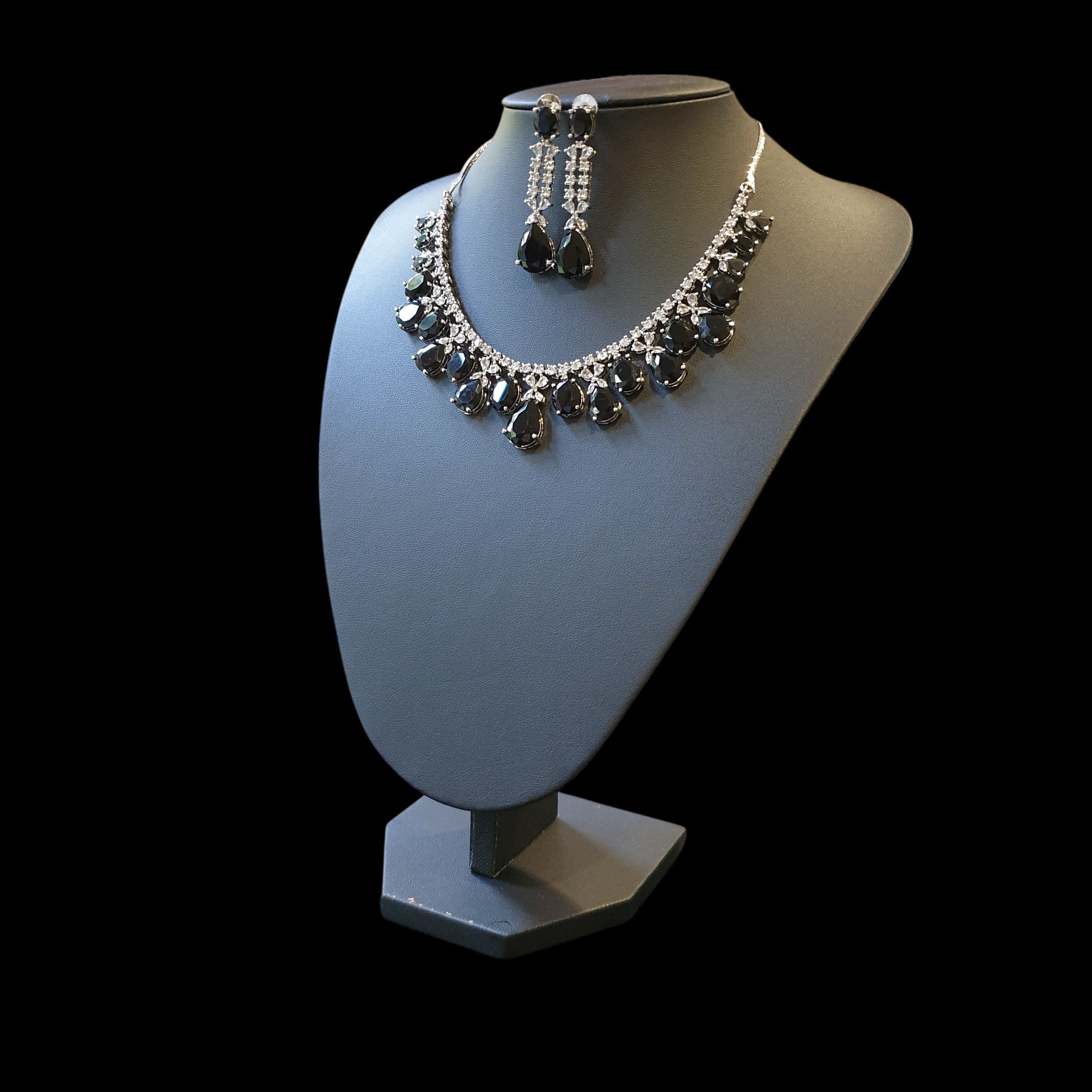 Black Quartz Necklace Set
