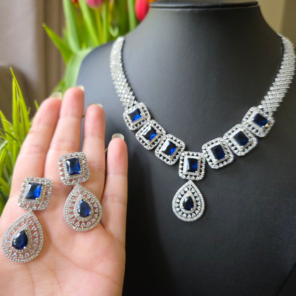 Zoyi - Blue Sapphire Necklace Set With Earrings
