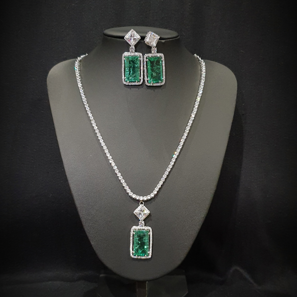 Green Topaz Necklace Set