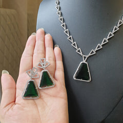 Triangular Cut Emerald Necklace Set