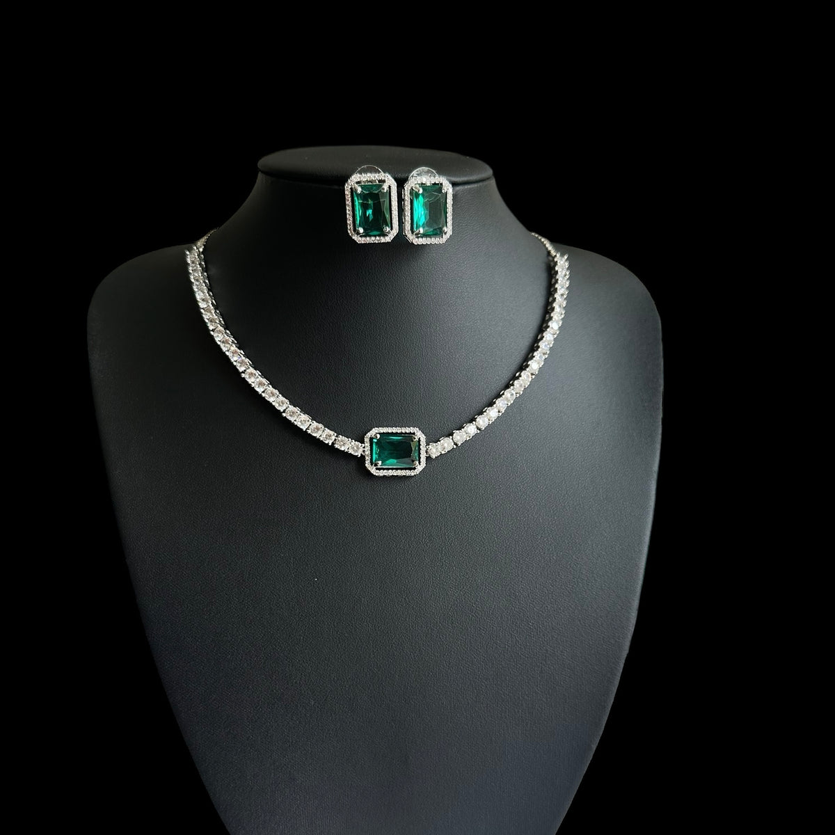 Green Topaz Necklace Set