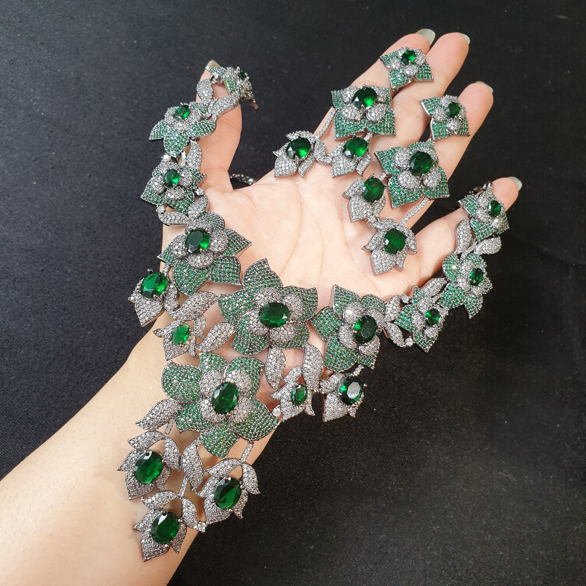 Emerald Green Necklace Set