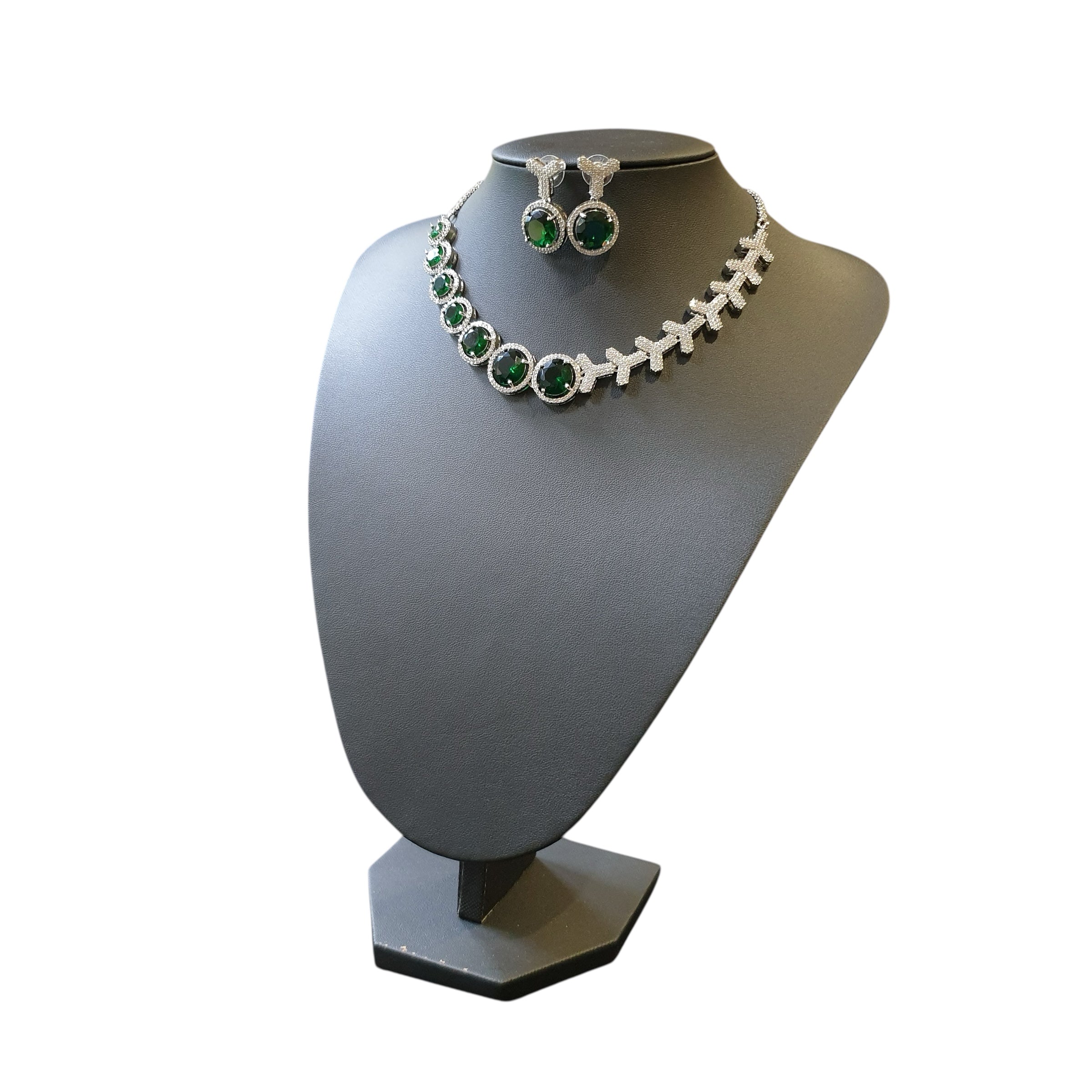 Elegant Emerald Green Necklace Set