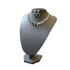 Elegant Emerald Green Necklace Set