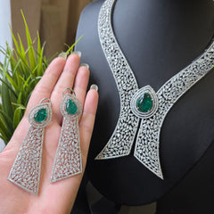 Freya - Bold Emerald Statement Collar Necklace Set with Earrings