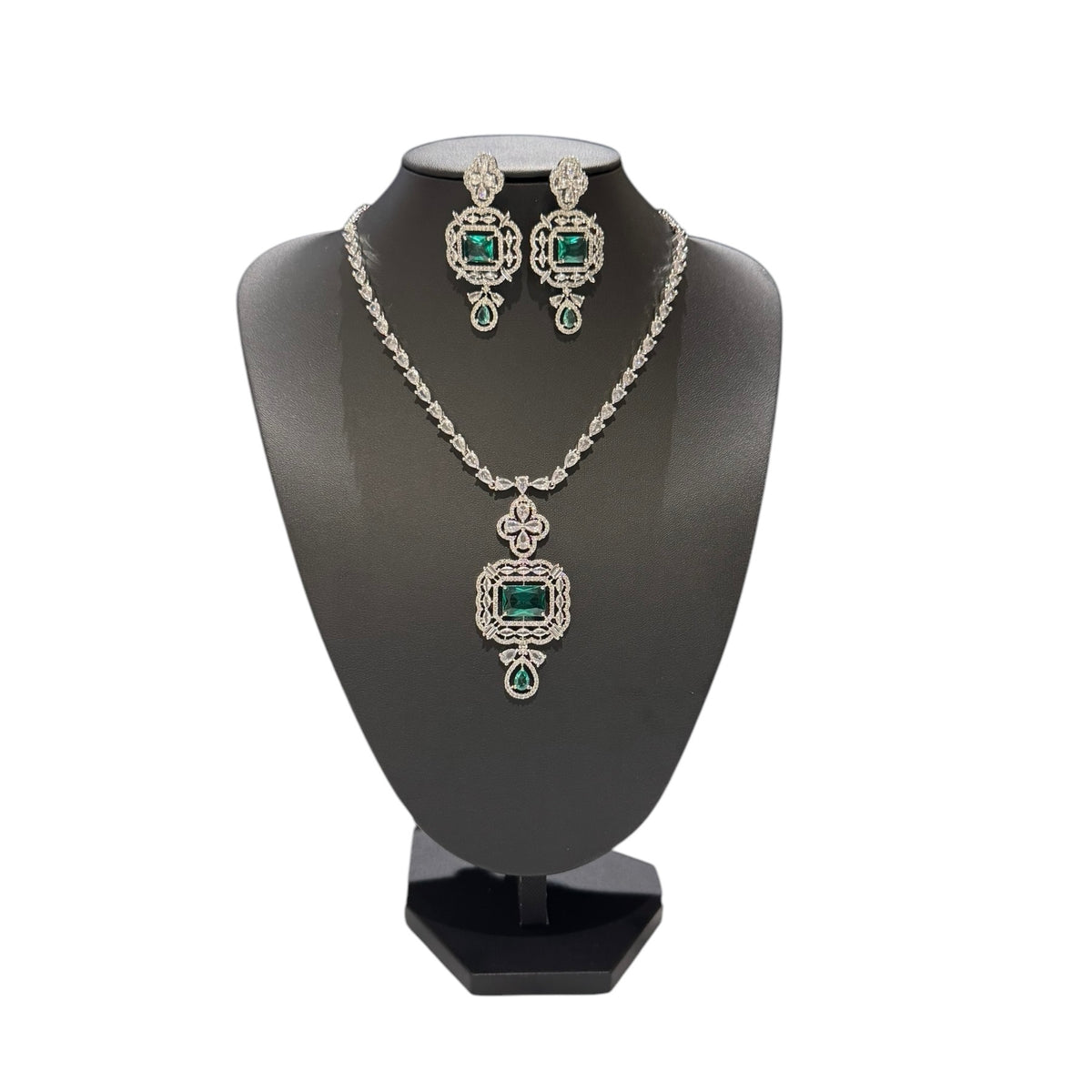 Light Green Topaz Necklace Set