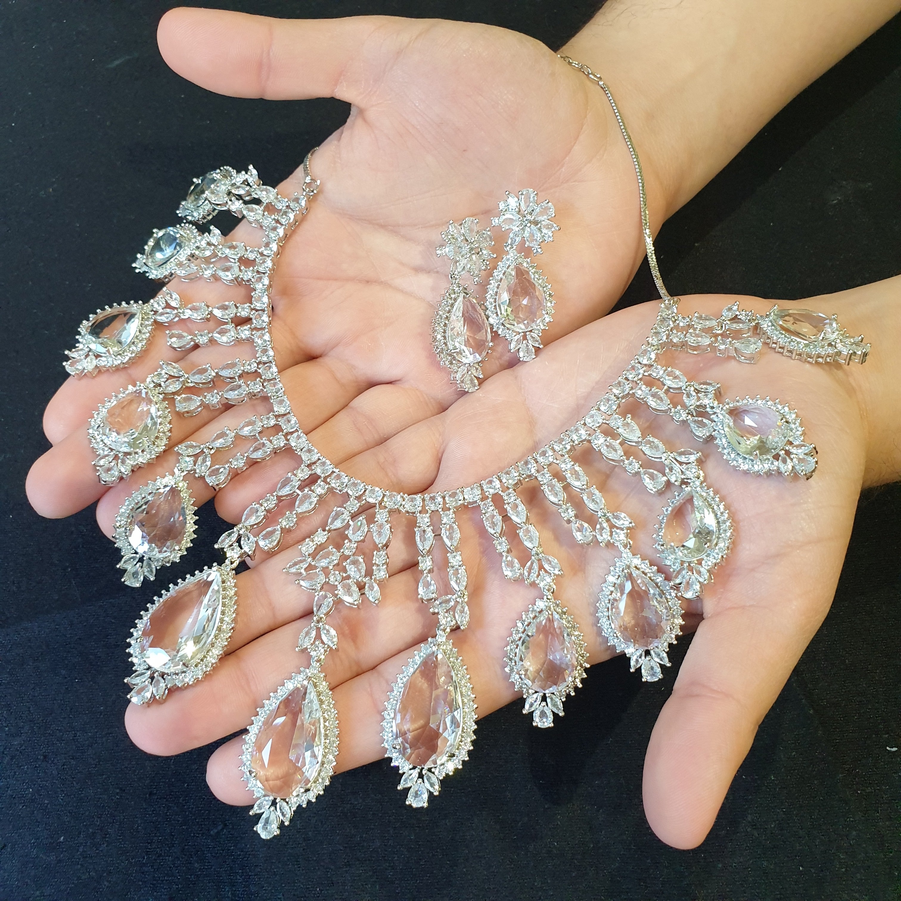 Stunning Clear Stones Necklace Set