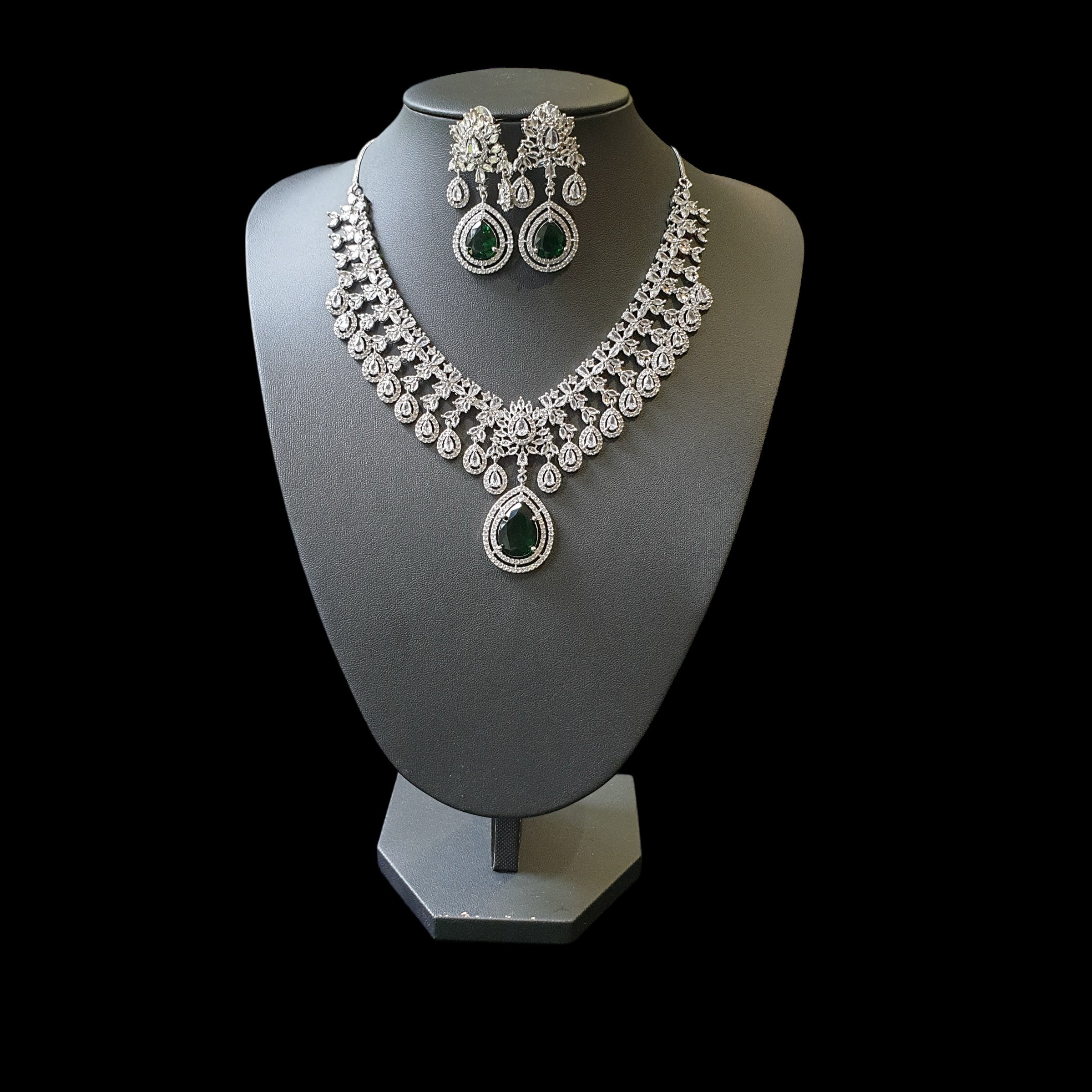 Emerald Green Necklace Set