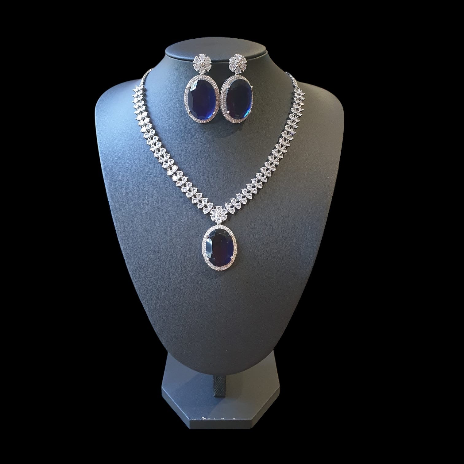 Blue Sapphire Necklace Set