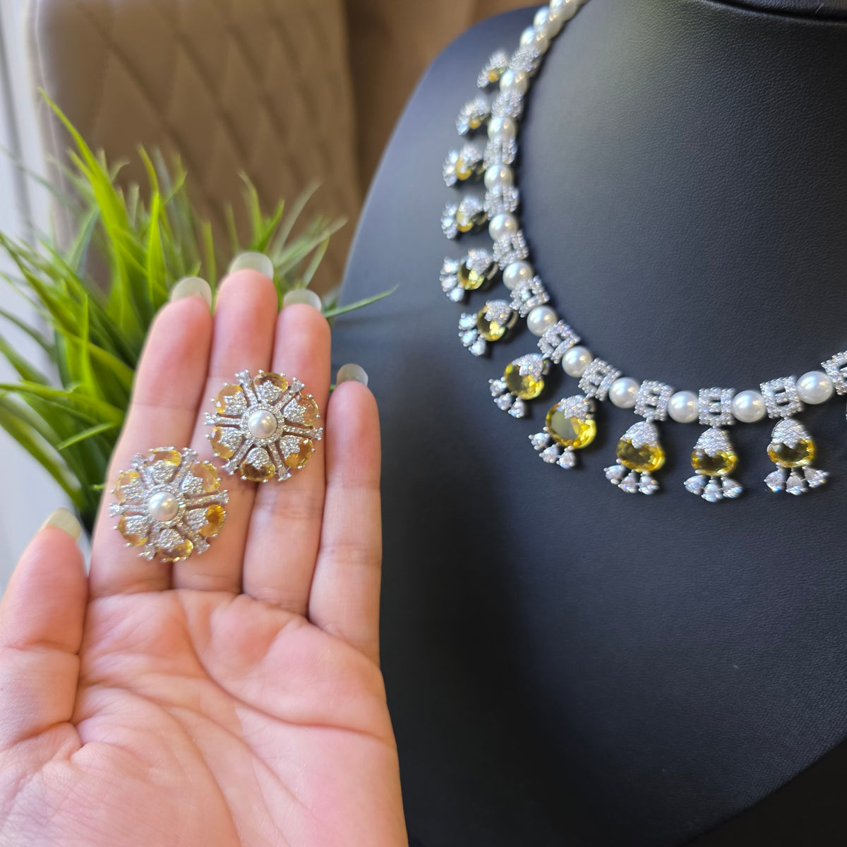 Nina - Luxurious Pearls & Yellow Citrine Necklace set with Earrings