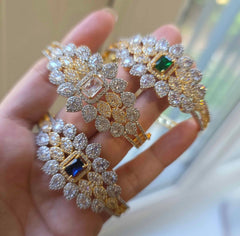 Stunning Openable Bangle