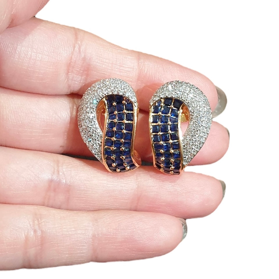 Stunning Blue Sapphires Stud Earrings with Cubic Zirconia - Yellow Gold Plated