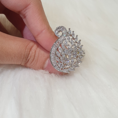White Cubic Zirconia Size Adjustable Ring